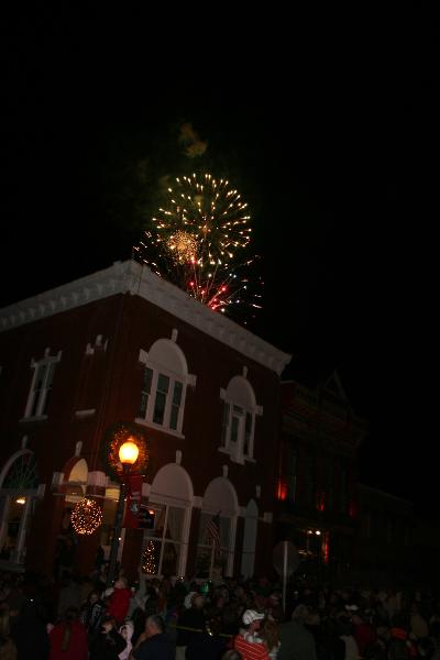 The Possum Drop December 31, 2010 Tallapoosa, Ga. 30176
